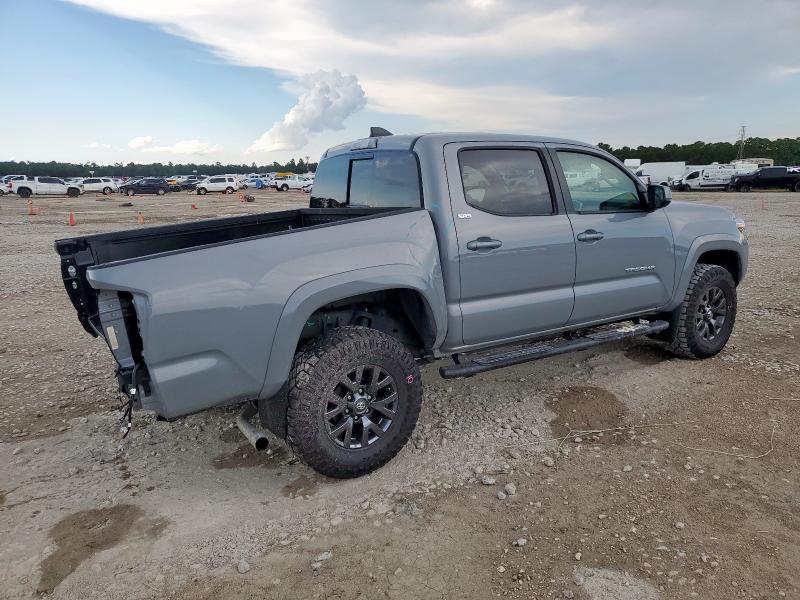 5TFAZ5CN2MX117364 - 2021 TOYOTA TACOMA DOUBLE CAB GRAY photo 3