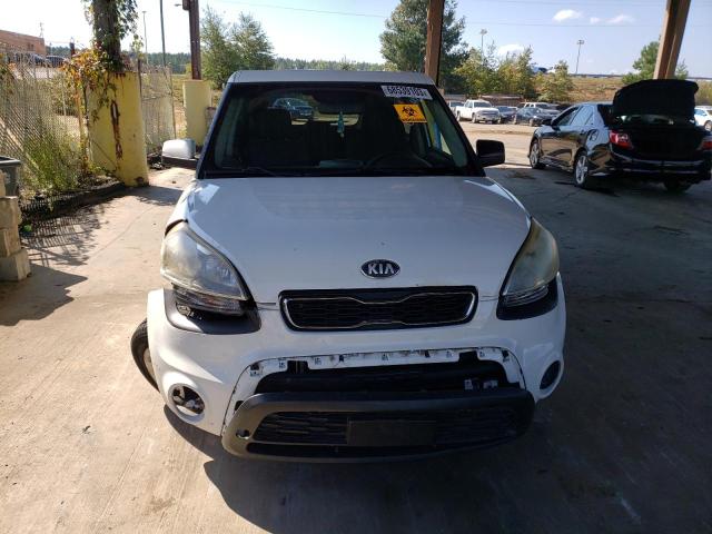 KNDJT2A63D7547271 - 2013 KIA SOUL + WHITE photo 5