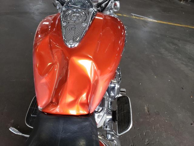 1HFSC49043A103565 - 2003 HONDA VTX1800 R ORANGE photo 9