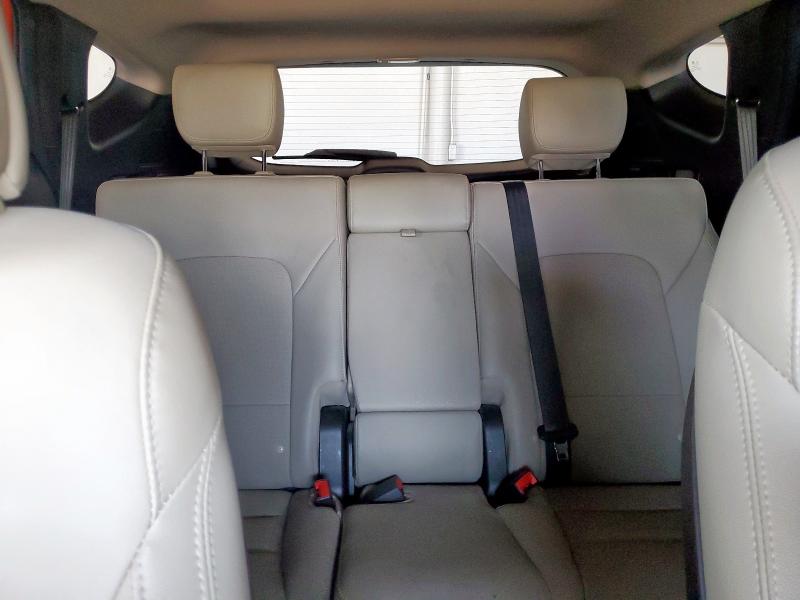 5XYZU3LB5JG518661 - 2018 HYUNDAI SANTA FE S ORANGE photo 10