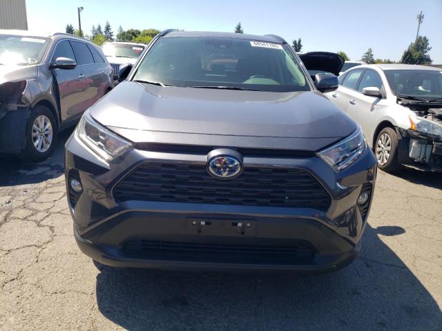 JTMRWRFV6MD123197 - 2021 TOYOTA RAV4 XLE GRAY photo 5