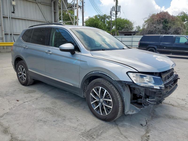 3VV3B7AX9LM157296 - 2020 VOLKSWAGEN TIGUAN SE SILVER photo 4