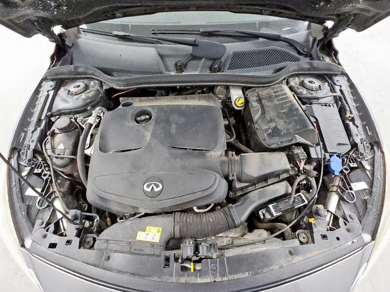 SJKCH5CR2JA055541 - 2018 INFINITI QX30 BASE 灰色 照片 11