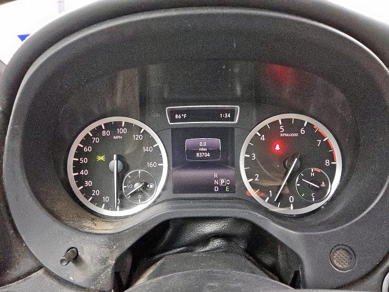 SJKCH5CR2JA055541 - 2018 INFINITI QX30 BASE 灰色 照片 9