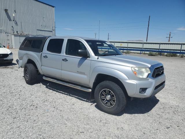 5TFLU4EN6DX063081 - 2013 TOYOTA TACOMA DOUBLE CAB 银色 照片 4