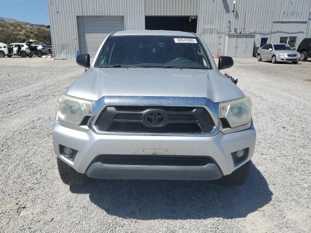 5TFLU4EN6DX063081 - 2013 TOYOTA TACOMA DOUBLE CAB 银色 照片 5