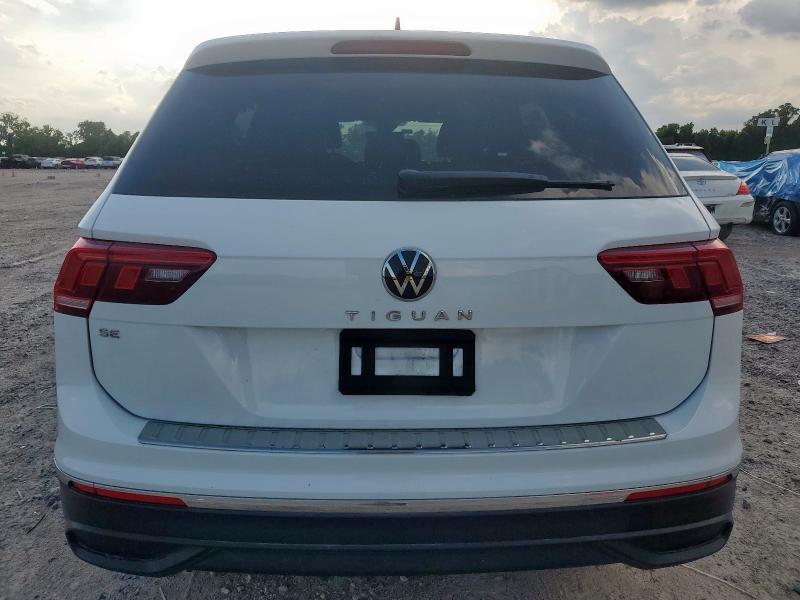3VVNB7AX9RM012874 - 2024 VOLKSWAGEN TIGUAN SE WHITE photo 6