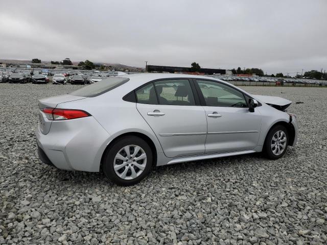 JTDB4MEE4PJ007448 - 2023 TOYOTA COROLLA LE SILVER photo 3
