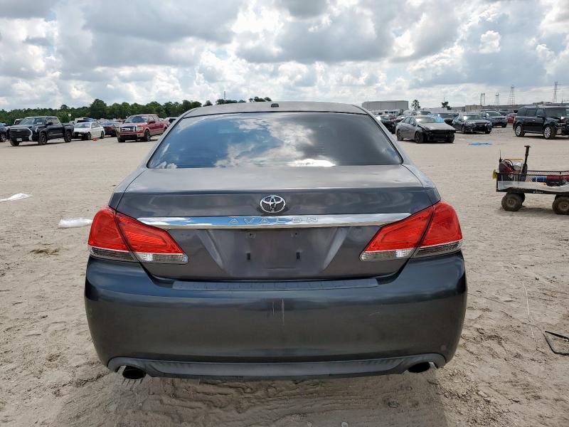 4T1BK3DB5CU462093 - 2012 TOYOTA AVALON BASE Grau Foto 6