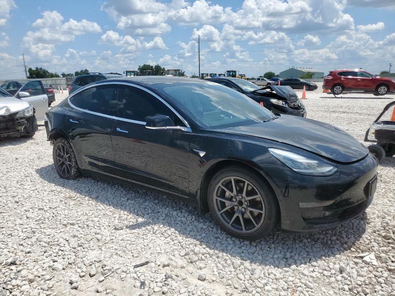 5YJ3E1EA9LF657648 - 2020 TESLA MODEL 3 BLACK photo 4
