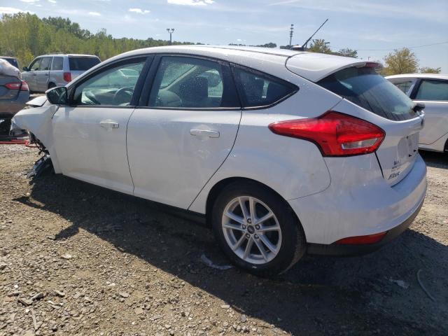 1FADP3K21JL210271 - 2018 FORD FOCUS SE WHITE photo 2