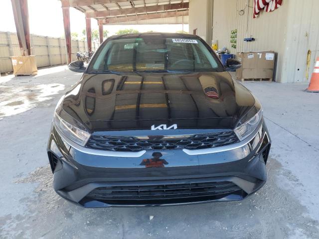 3KPF24ADXPE627982 - 2023 KIA FORTE LX BLACK photo 5