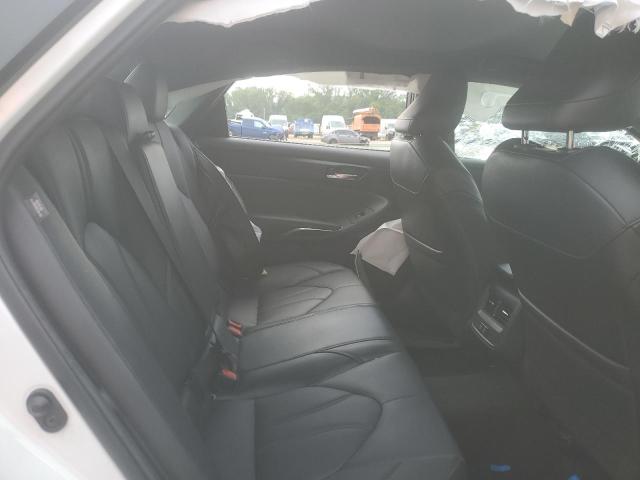 4T1JZ1FB7NU086962 - 2022 TOYOTA AVALON XLE Blanc photo 10