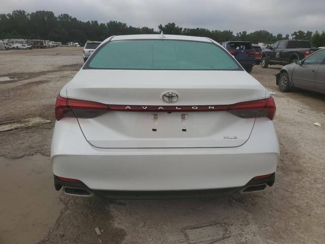 4T1JZ1FB7NU086962 - 2022 TOYOTA AVALON XLE Blanc photo 6