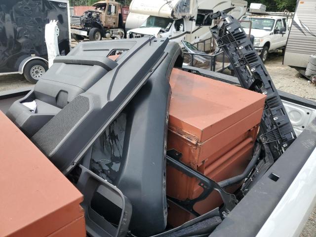 3C6UR5HJ4RG249578 - 2024 RAM 2500 TRADESMAN WHITE photo 13