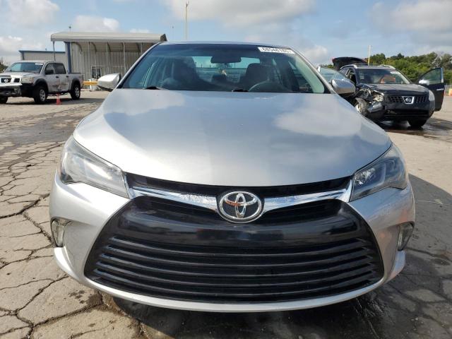 4T4BF1FK5FR497829 - 2015 TOYOTA CAMRY LE SILVER photo 5