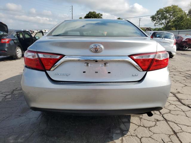 4T4BF1FK5FR497829 - 2015 TOYOTA CAMRY LE SILVER photo 6