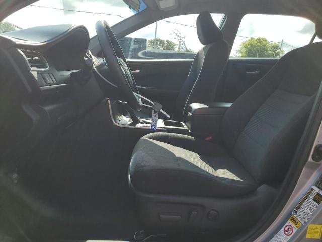 4T4BF1FK5FR497829 - 2015 TOYOTA CAMRY LE SILVER photo 7