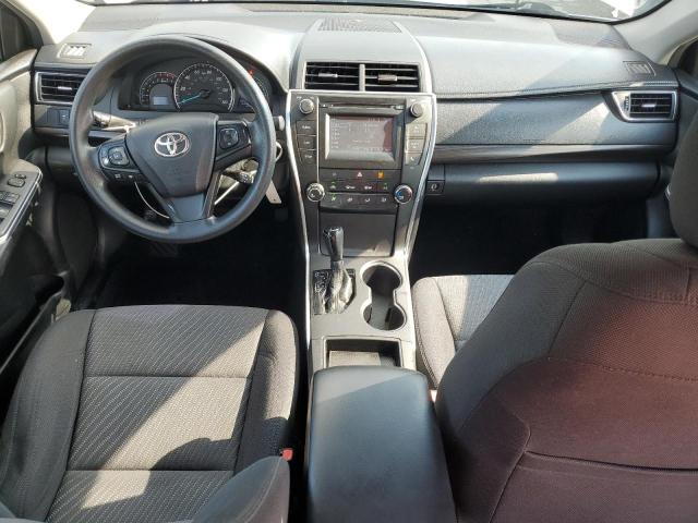 4T4BF1FK5FR497829 - 2015 TOYOTA CAMRY LE SILVER photo 8