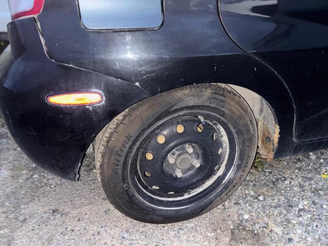 KL1TJ62644B181474 - 2004 CHEVROLET AVEO LS BLACK photo 5