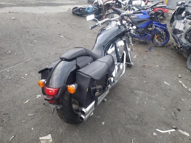 JH2SC6708AK000298 - 2010 HONDA VT1300 CS BLACK photo 4