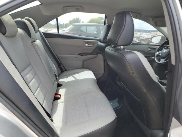 4T1BF1FK5HU687868 - 2017 TOYOTA CAMRY LE SILVER photo 10