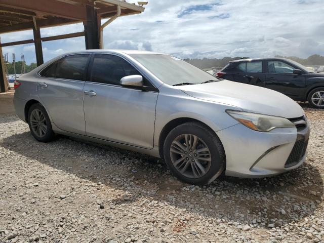 4T1BF1FK5HU687868 - 2017 TOYOTA CAMRY LE SILVER photo 4