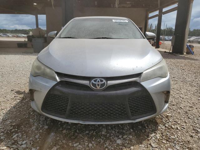 4T1BF1FK5HU687868 - 2017 TOYOTA CAMRY LE SILVER photo 5