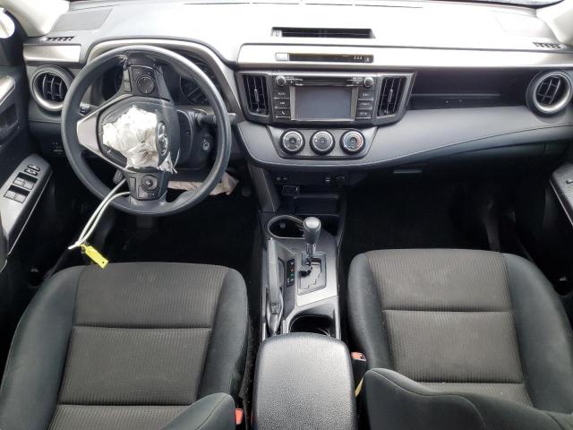 JTMZFREV8JJ748733 - 2018 TOYOTA RAV4 LE Beyaz fotoğraf 8