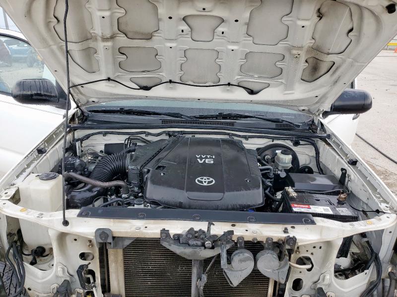 5TFJU4GN3CX022846 - 2012 TOYOTA TACOMA DOUBLE CAB PRERUNNER WHITE photo 11