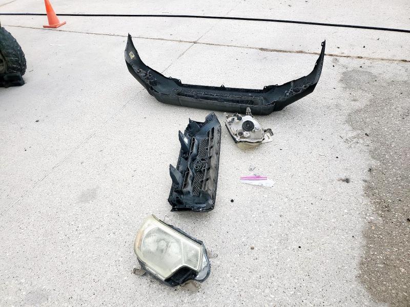 5TFJU4GN3CX022846 - 2012 TOYOTA TACOMA DOUBLE CAB PRERUNNER WHITE photo 12