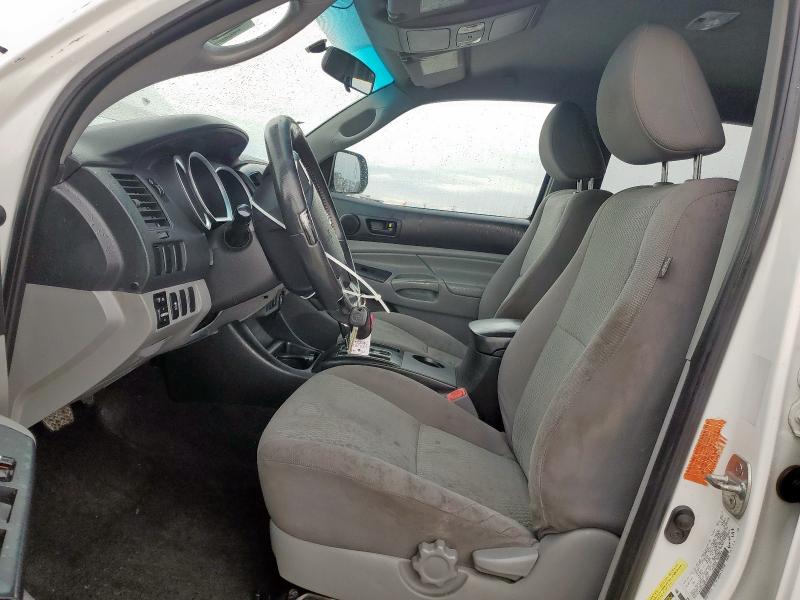 5TFJU4GN3CX022846 - 2012 TOYOTA TACOMA DOUBLE CAB PRERUNNER WHITE photo 7