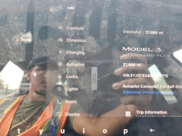 5YJ3E1EA9KF300775 - 2019 TESLA MODEL 3 GRAY photo 9