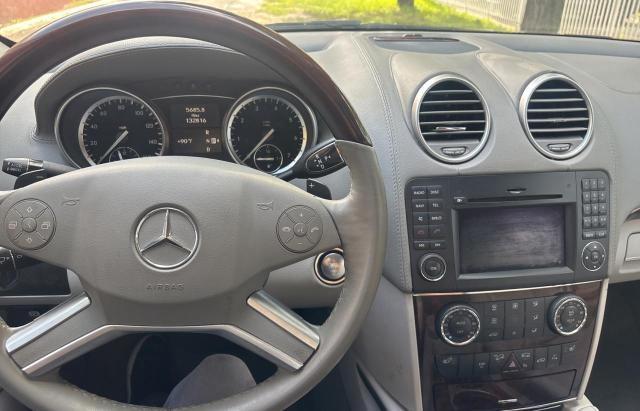 4JGBF7BE0BA662596 - 2011 MERCEDES-BENZ GL 450 4MATIC GRAY photo 9