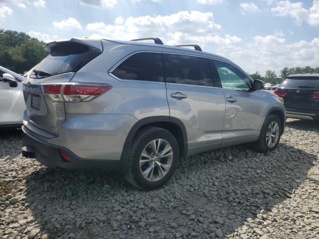 5TDJKRFH5FS112296 - 2015 TOYOTA HIGHLANDER XLE GRAY photo 3