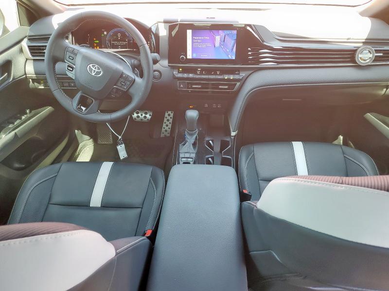 4T1DAACK4SU047492 - 2025 TOYOTA CAMRY XSE RED photo 8