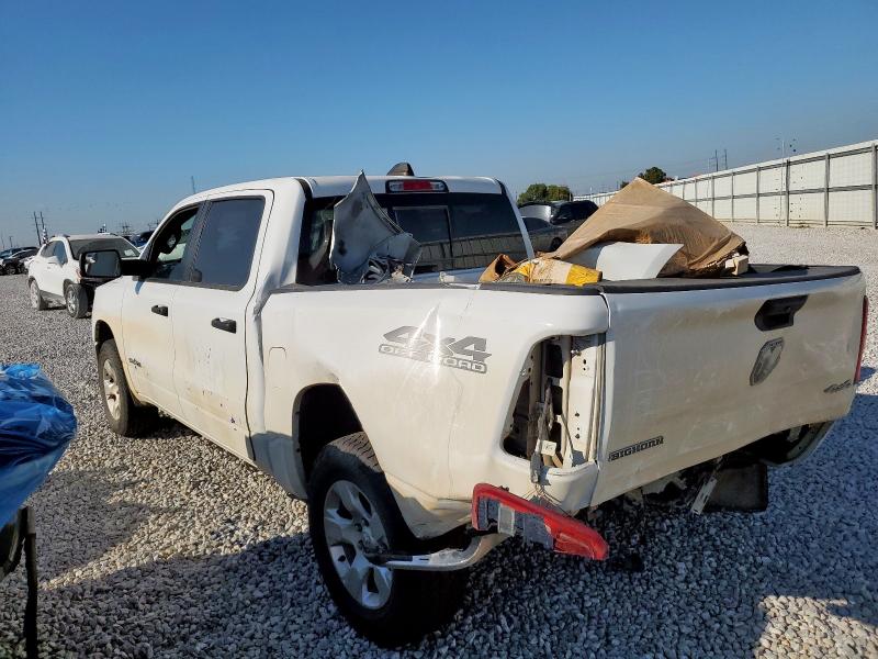 1C6SRFFT8PN594957 - 2023 RAM 1500 BIG HORN/LONE STAR WHITE photo 2