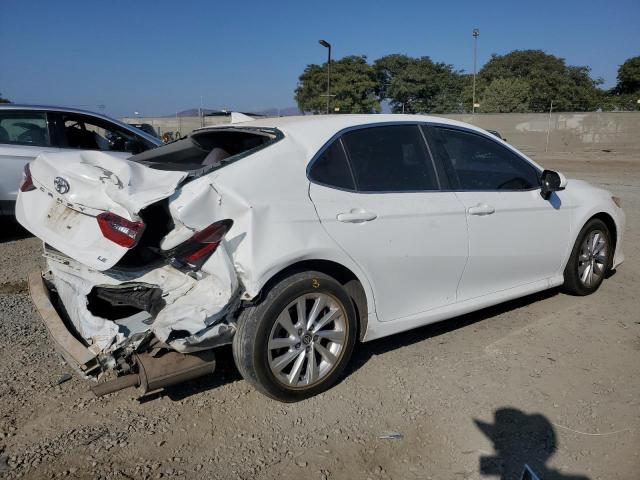 4T1C11AK2MU438819 - 2021 TOYOTA CAMRY LE WHITE photo 3