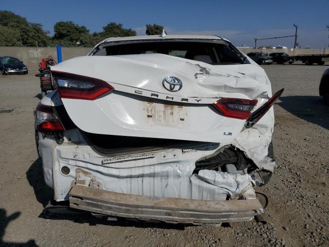 4T1C11AK2MU438819 - 2021 TOYOTA CAMRY LE WHITE photo 6