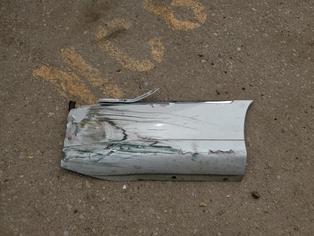 1LNHM82W4YY887568 - 2000 LINCOLN TOWN CAR SIGNATURE Srebrny zdjęcie 12