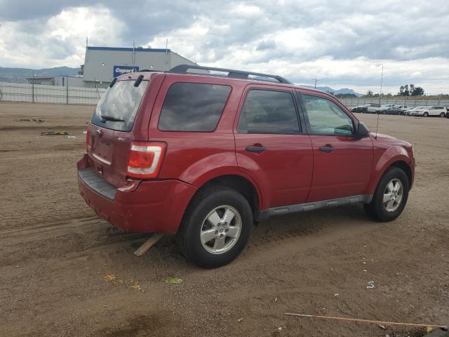 1FMCU9D71BKC11630 - 2011 FORD ESCAPE XLT RED photo 3