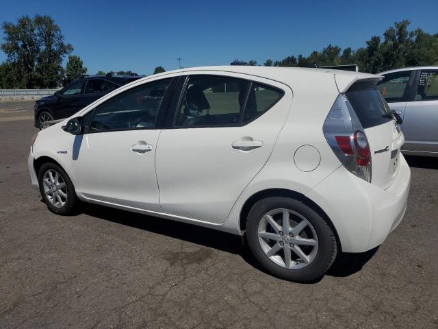 JTDKDTB33C1521427 - 2012 TOYOTA PRIUS C WHITE photo 2