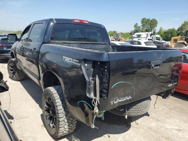 5TFDW5F10DX317559 - 2013 TOYOTA TUNDRA CREWMAX SR5 BLACK photo 2