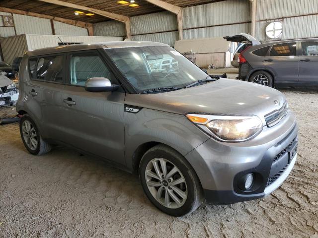 KNDJP3A53K7650768 - 2019 KIA SOUL + GRAY photo 4