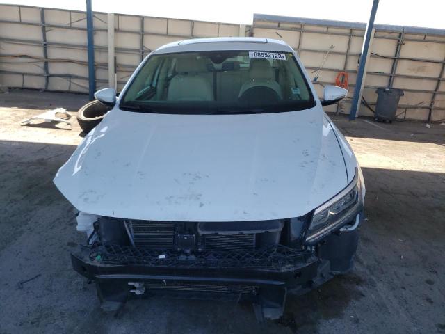 1VWMA7A36KC014015 - 2019 VOLKSWAGEN PASSAT SE R-LINE WHITE photo 5