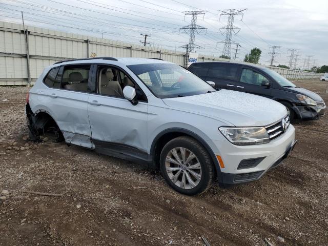 3VV1B7AX4JM071186 - 2018 VOLKSWAGEN TIGUAN S WHITE photo 4
