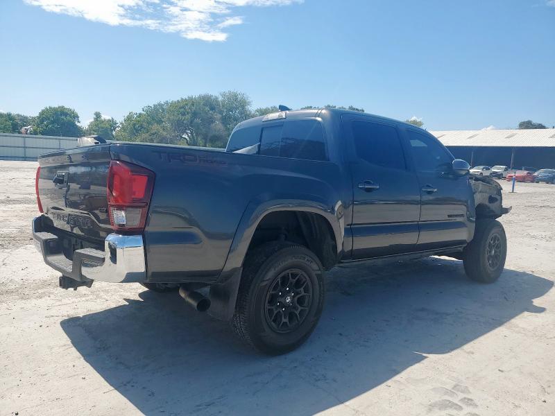 5TFAZ5CN8MX097458 - 2021 TOYOTA TACOMA DOUBLE CAB GRAY photo 3