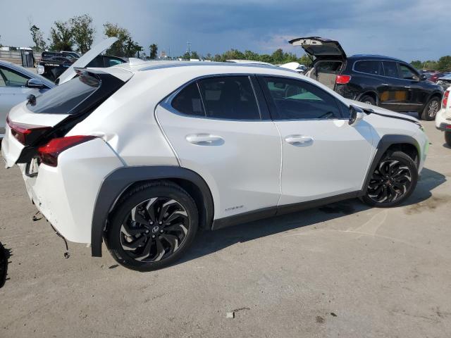 JTHP9JBH9L2024172 - 2020 LEXUS UX 250H WHITE photo 3