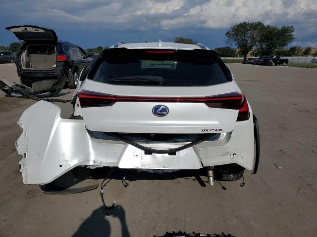 JTHP9JBH9L2024172 - 2020 LEXUS UX 250H WHITE photo 6