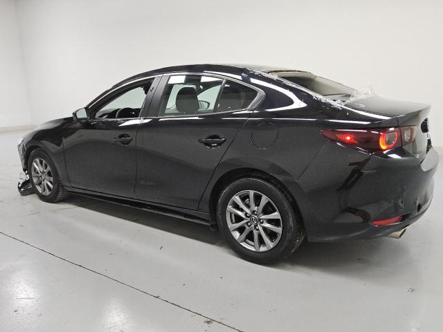 3MZBPAAM8RM430183 - 2024 MAZDA 3 黑色 照片 2